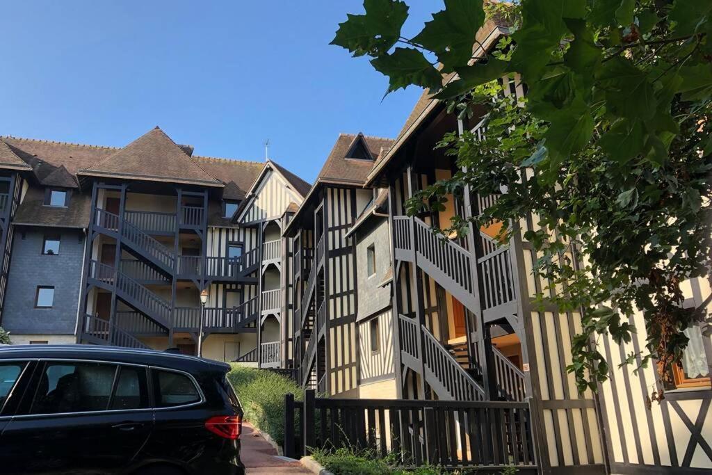 Deauville...Attitude Exterior photo